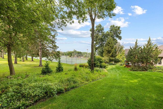 1227 W Sherman AVENUE, Fort Atkinson, WI 53538