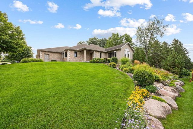 1227 W Sherman AVENUE, Fort Atkinson, WI 53538
