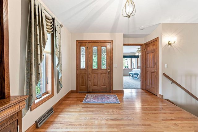 1227 W Sherman AVENUE, Fort Atkinson, WI 53538