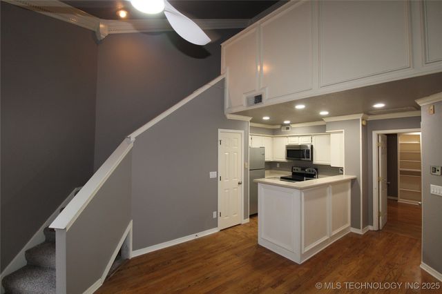 6737 S Peoria Avenue C214, Tulsa, OK 74136