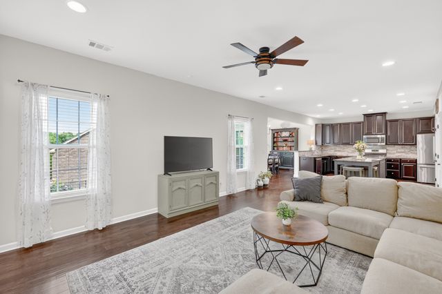10 Settlers Ct, Mount Juliet, TN 37122