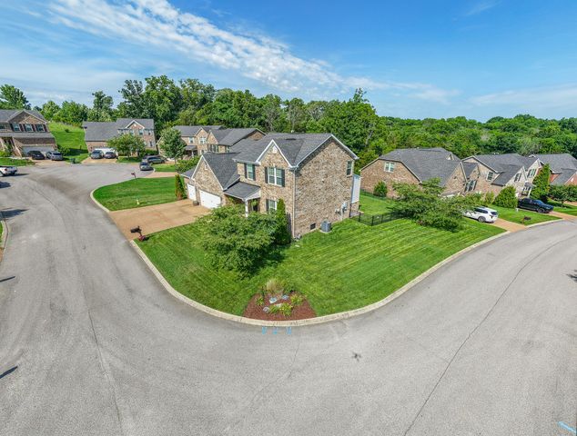 10 Settlers Ct, Mount Juliet, TN 37122
