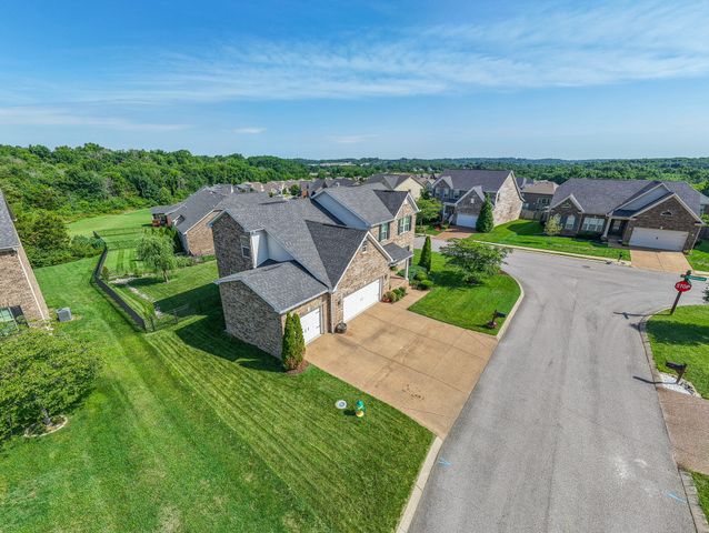 10 Settlers Ct, Mount Juliet, TN 37122