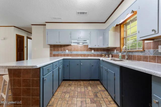 9100 Augusta Road, Moss Point, MS 39562
