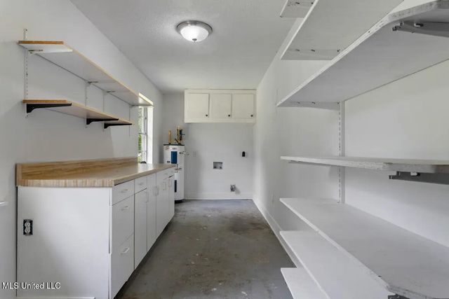 9100 Augusta Road, Moss Point, MS 39562