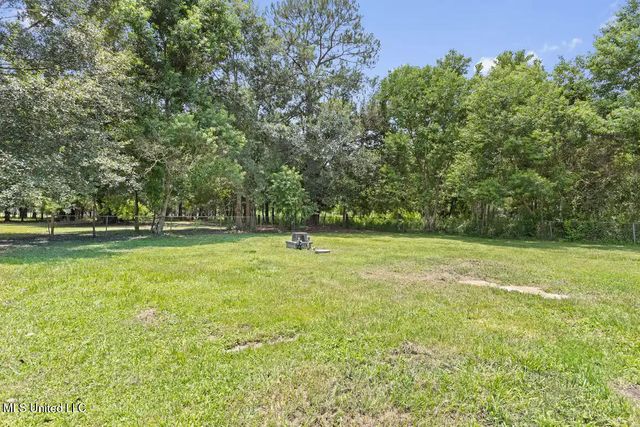 9100 Augusta Road, Moss Point, MS 39562