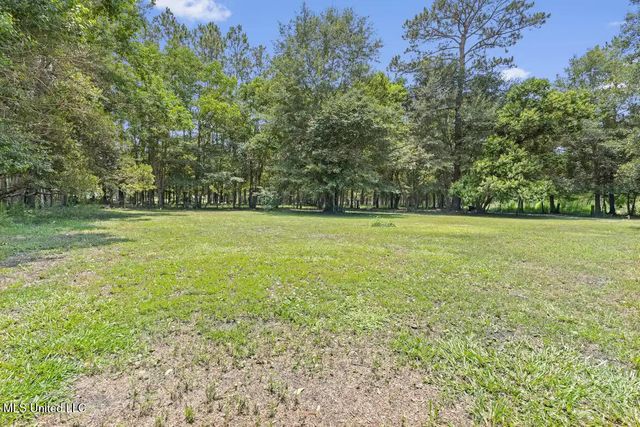 9100 Augusta Road, Moss Point, MS 39562