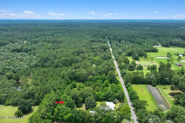 9100 Augusta Road, Moss Point, MS 39562