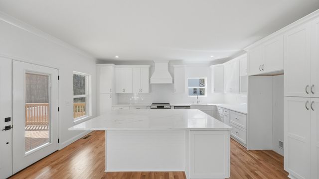 930 Lullwater Road, Red Bank, TN 37415