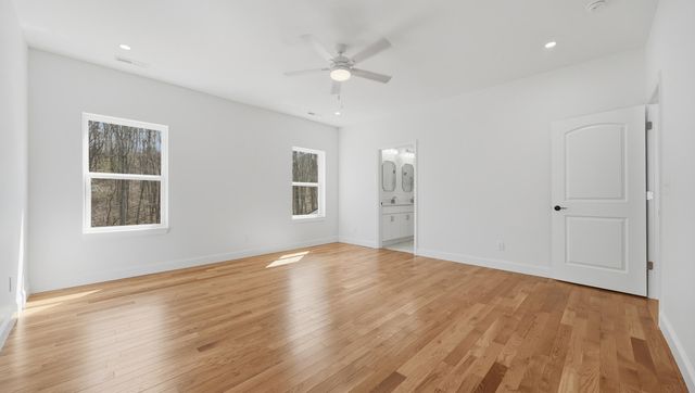 930 Lullwater Road, Red Bank, TN 37415