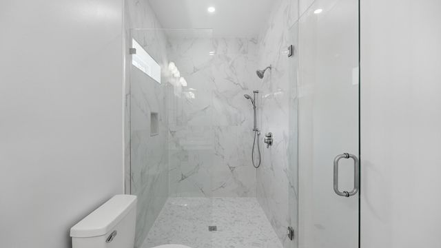 930 Lullwater Road, Red Bank, TN 37415