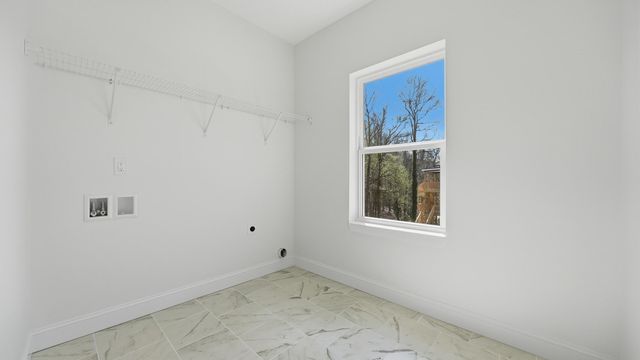 930 Lullwater Road, Red Bank, TN 37415