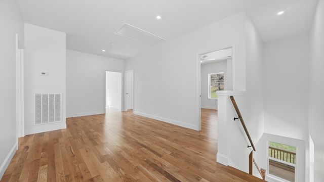 930 Lullwater Road, Red Bank, TN 37415