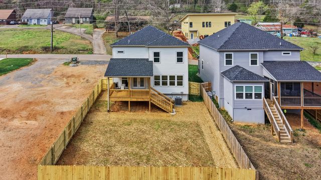 930 Lullwater Road, Red Bank, TN 37415