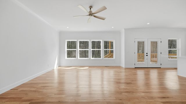 930 Lullwater Road, Red Bank, TN 37415