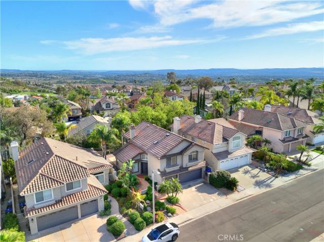 28572 Brookhill Road, Trabuco Canyon, CA 92679