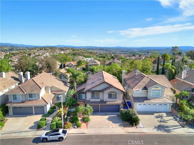 28572 Brookhill Road, Trabuco Canyon, CA 92679