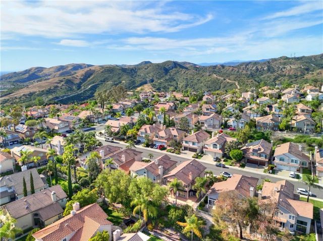 28572 Brookhill Road, Trabuco Canyon, CA 92679