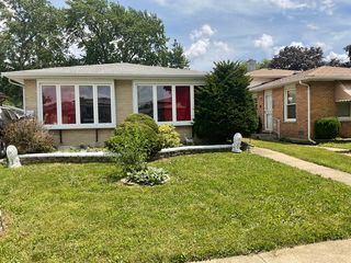15947 Vine Avenue, Harvey, IL 60426