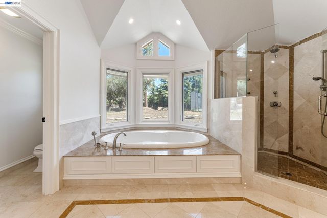1080 Finley Rd, Pleasanton, CA 94588
