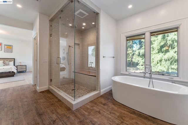 1080 Finley Rd, Pleasanton, CA 94588