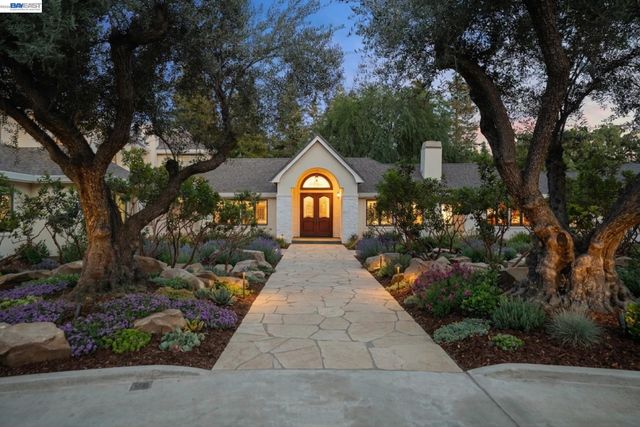 1080 Finley Rd, Pleasanton, CA 94588