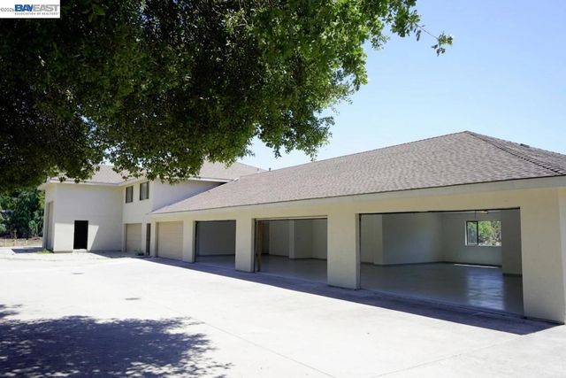 1080 Finley Rd, Pleasanton, CA 94588