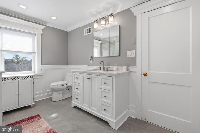 117 W 11TH AVE, Conshohocken, PA 19428