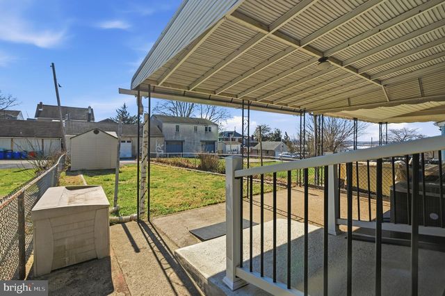 117 W 11TH AVE, Conshohocken, PA 19428