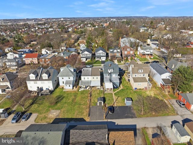 117 W 11TH AVE, Conshohocken, PA 19428