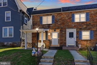 117 W 11TH AVE, Conshohocken, PA 19428
