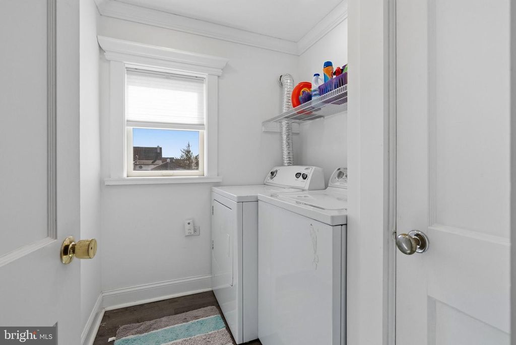 Image 19 of property listing at 117 W 11TH AVE, Conshohocken, PA 19428