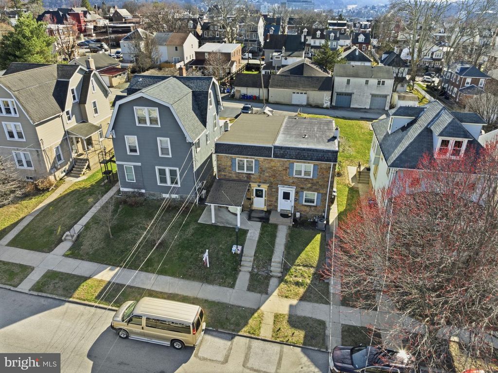 Image 39 of property listing at 117 W 11TH AVE, Conshohocken, PA 19428