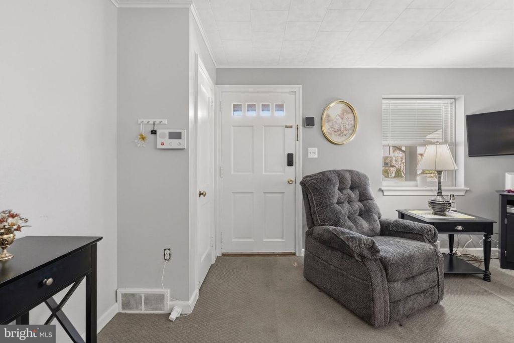 Image 6 of property listing at 117 W 11TH AVE, Conshohocken, PA 19428