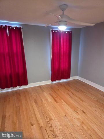 2609 E HOFFMAN ST, Baltimore, MD 21213