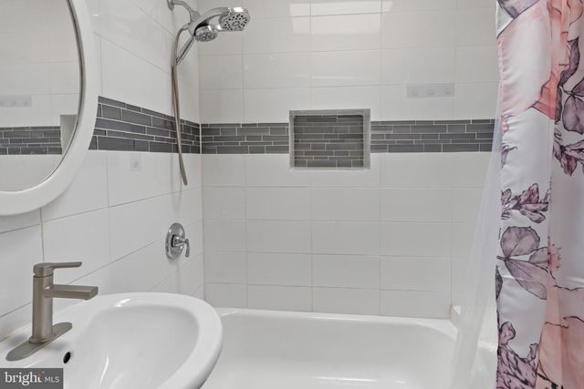 2609 E HOFFMAN ST, Baltimore, MD 21213