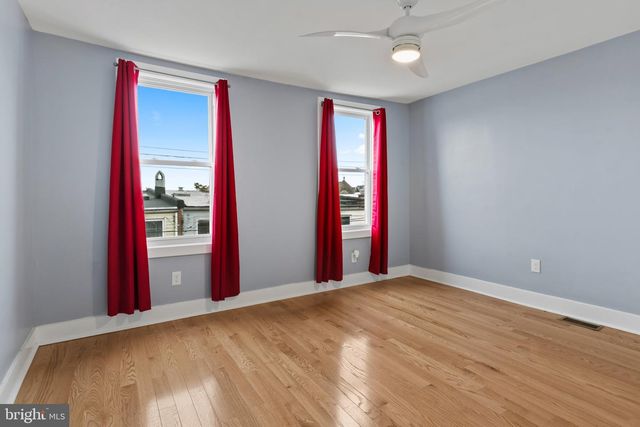 2609 E HOFFMAN ST, Baltimore, MD 21213