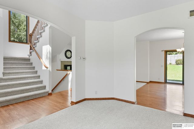 18424 Howard Street, Elkhorn, NE 68022