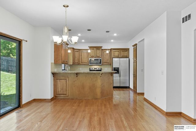 18424 Howard Street, Elkhorn, NE 68022