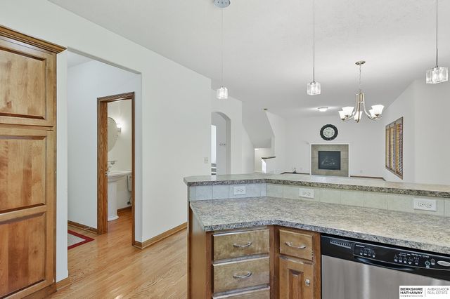 18424 Howard Street, Elkhorn, NE 68022