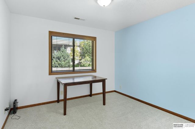 18424 Howard Street, Elkhorn, NE 68022