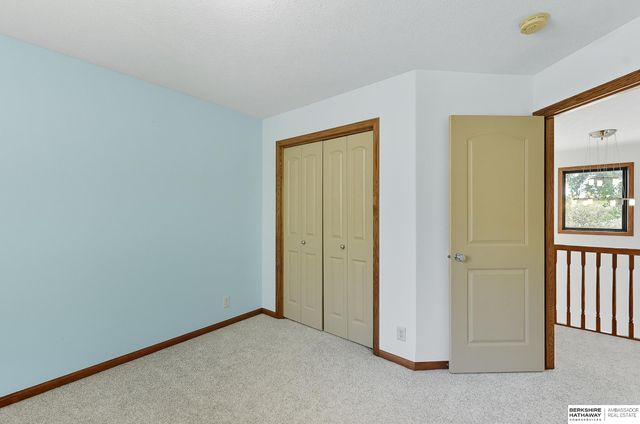 18424 Howard Street, Elkhorn, NE 68022