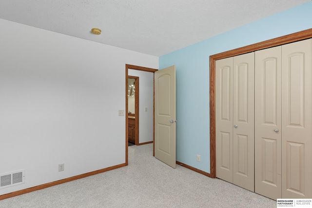 18424 Howard Street, Elkhorn, NE 68022