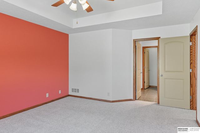 18424 Howard Street, Elkhorn, NE 68022