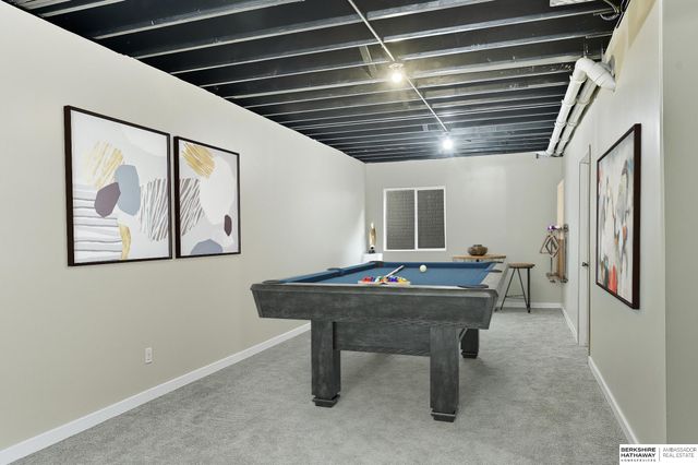 18424 Howard Street, Elkhorn, NE 68022