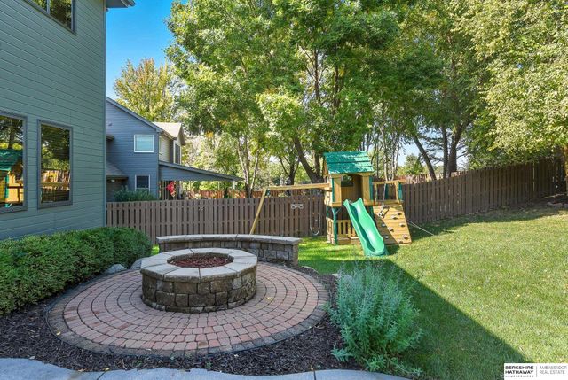 18424 Howard Street, Elkhorn, NE 68022