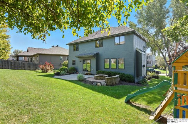 18424 Howard Street, Elkhorn, NE 68022