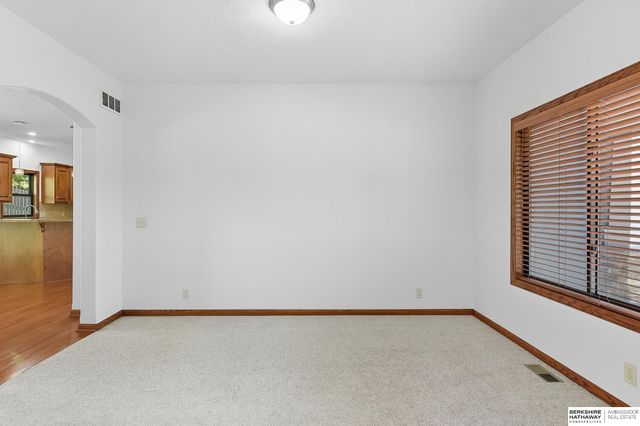 18424 Howard Street, Elkhorn, NE 68022