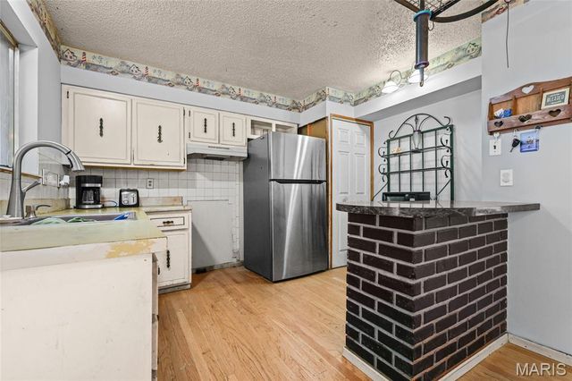 1965 Waybridge Lane, Fenton, MO 63026