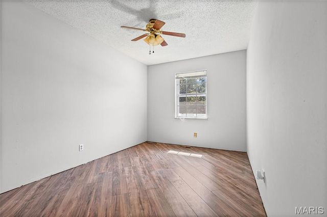 1965 Waybridge Lane, Fenton, MO 63026
